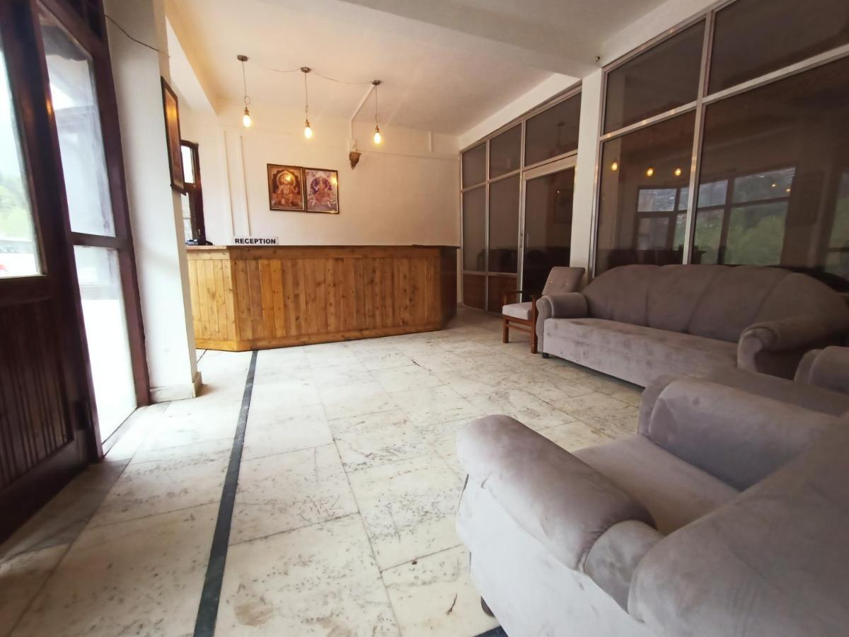 Hotel Link Way-A Riverside Hotel Manāli Dış mekan fotoğraf