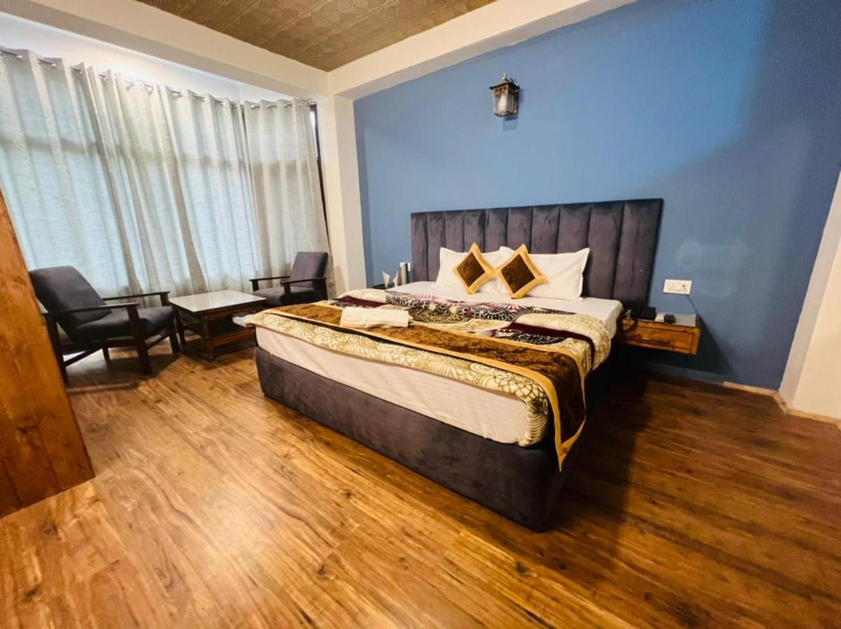 Hotel Link Way-A Riverside Hotel Manāli Dış mekan fotoğraf